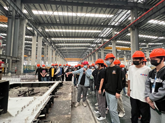 04 参观生产工厂 04 参观生产工厂